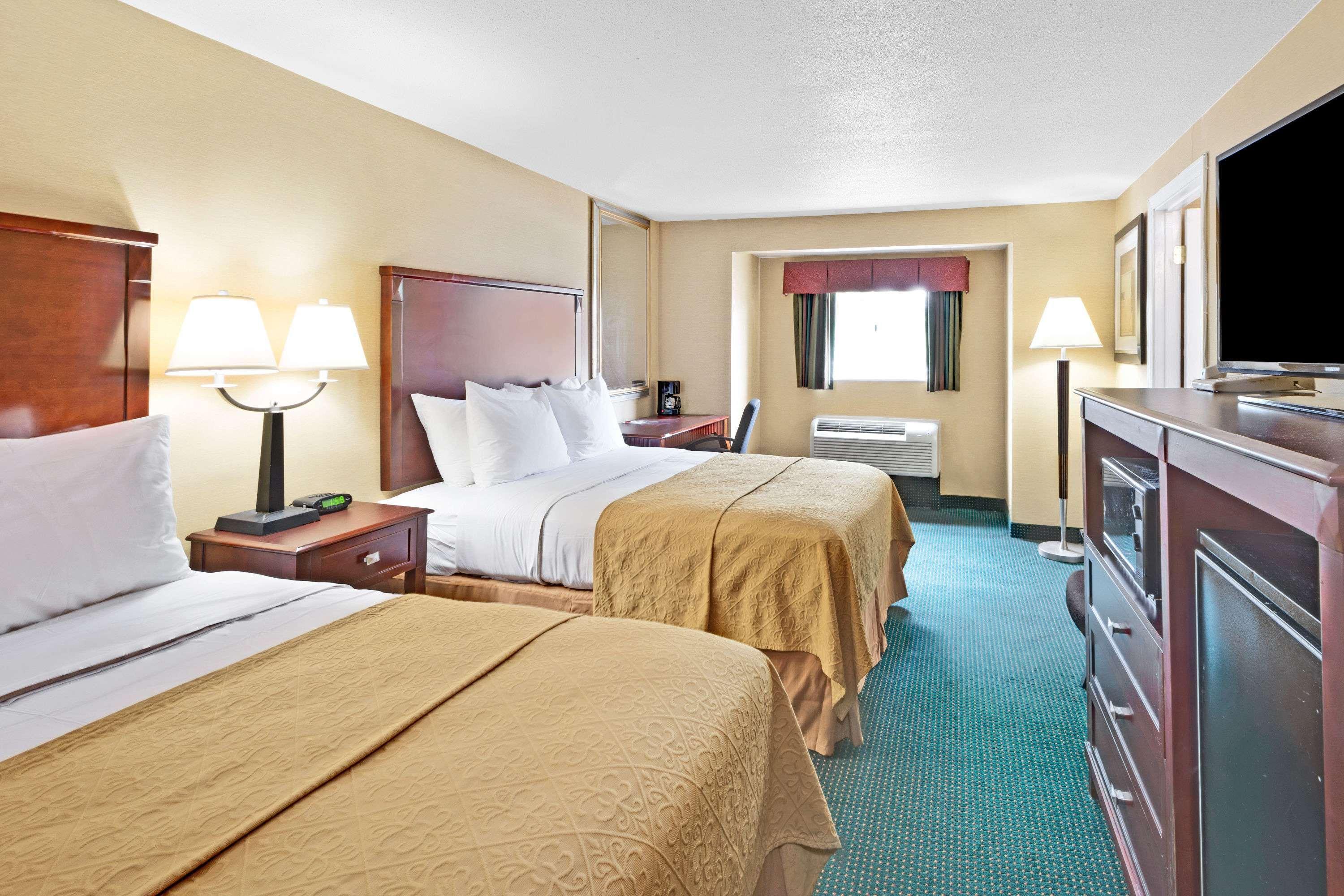 Ramada By Wyndham Kittery Hotell Eksteriør bilde