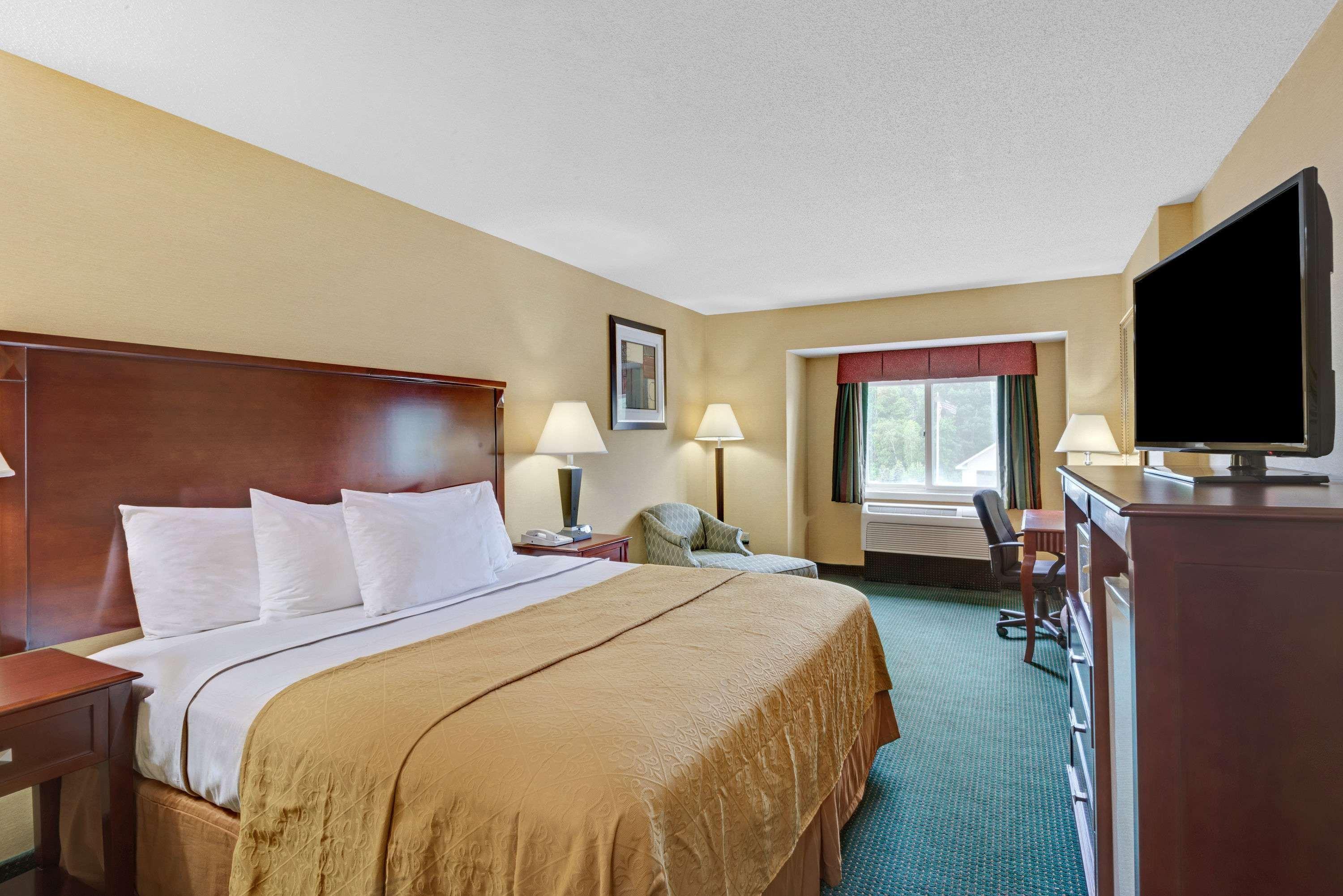 Ramada By Wyndham Kittery Hotell Eksteriør bilde