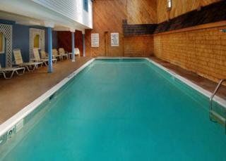 Ramada By Wyndham Kittery Hotell Eksteriør bilde