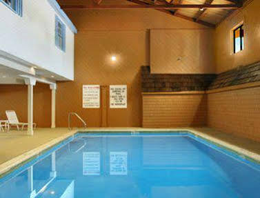 Ramada By Wyndham Kittery Hotell Eksteriør bilde